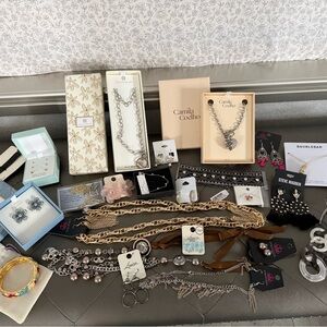 Huge NEW Boxed Jewelry Lot Keep - Keep - Resell Earrings Necklaces Baublebar